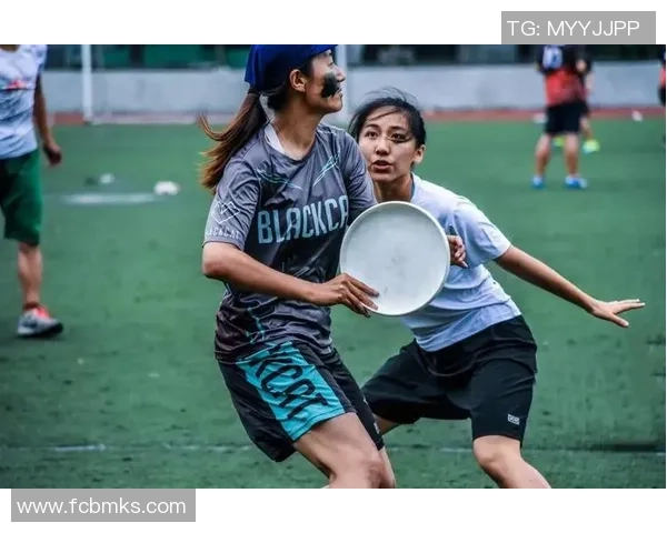 飞盘深度：解密杭州飞盘队的边路渗透